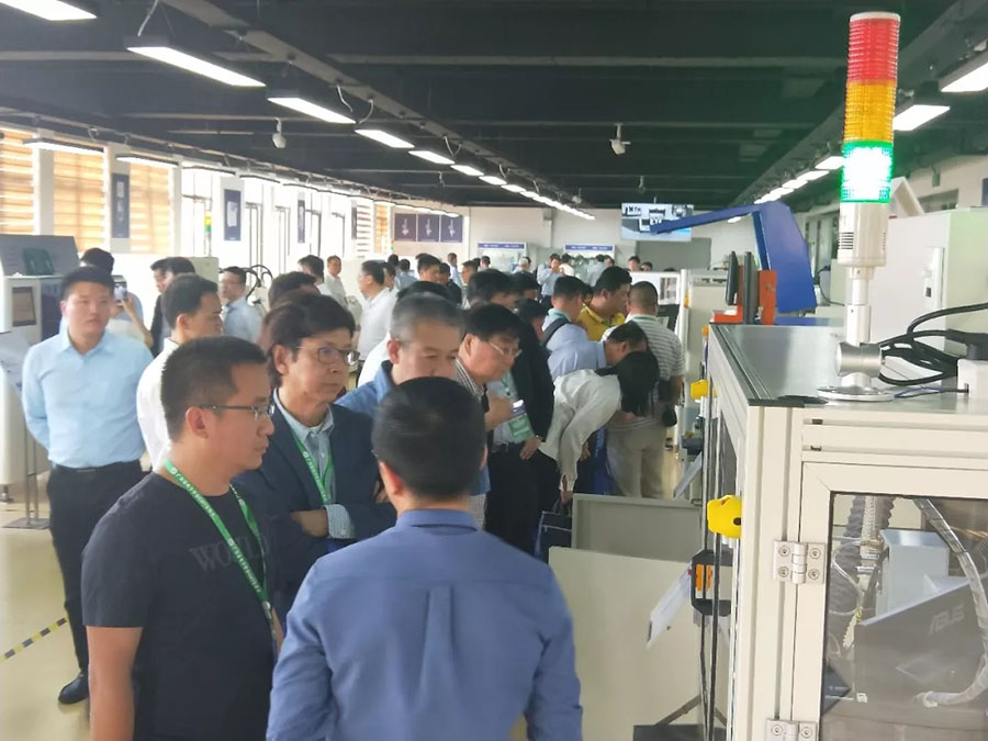 hb火博 | 苏州电子智能制造国际高峰论坛暨答谢晚宴完满举办